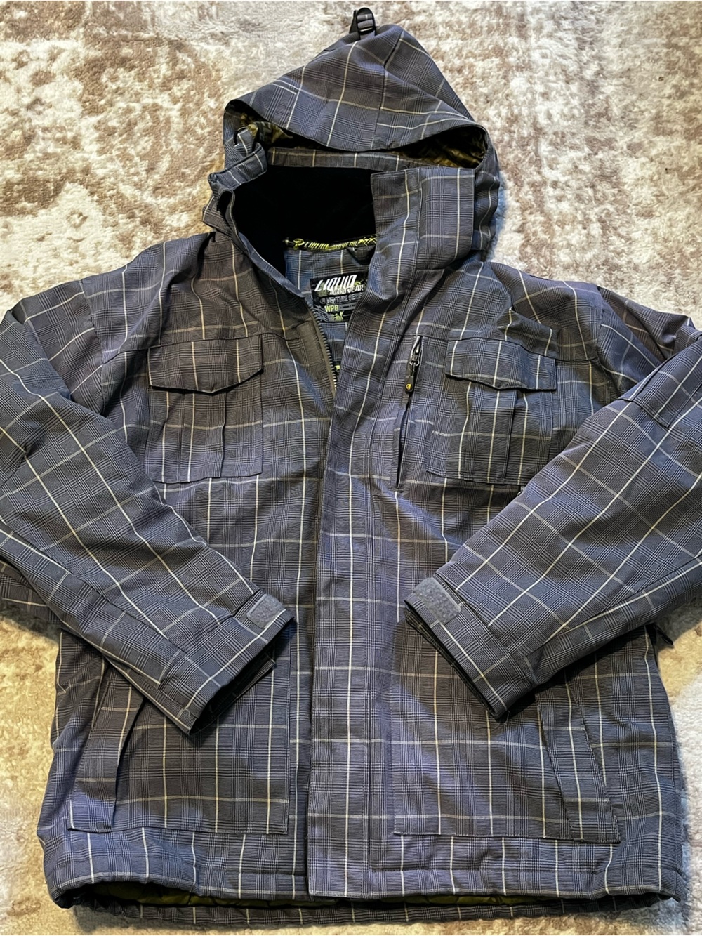 Liquid Boardwear Mens Large Plaid Snowboard Ski Jacket Waterproof Hooded Coat L